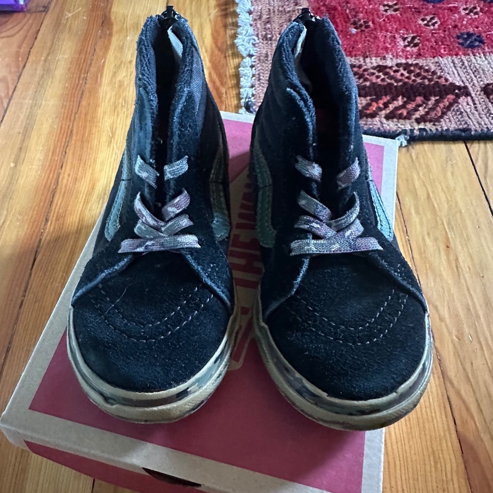Vans sk8-hi zip toddler 8.5 camo